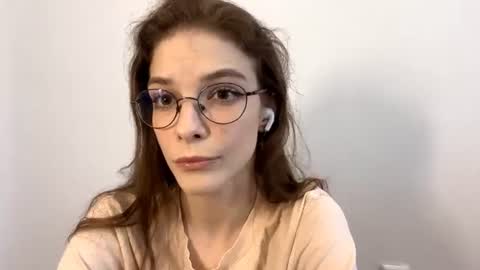 Snapshot of clyderolls chatting on June 10, 5:23 pm Anya online show from June 10, 5:23 pm