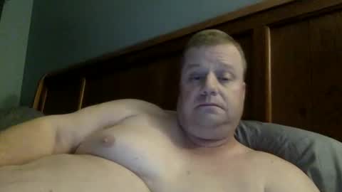 cmachen online show from December 14, 3:07 am