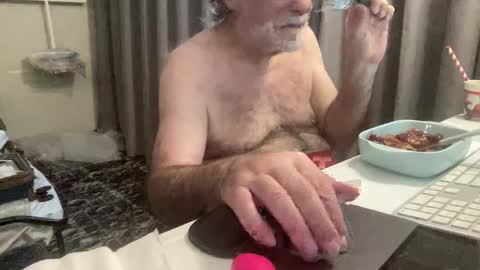 Coach Karl Porn Star Tip me all the way to my next trip online show from December 6, 9:10 am