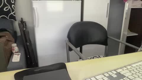 Coach Karl Porn Star Tip me all the way to my next trip online show from November 30, 12:53 pm