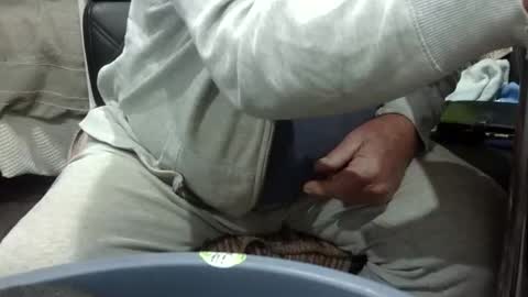 Snapshot of coaste1 chatting on October 18, 7:25 pm Coaste online show from October 18, 7:25 pm