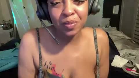 Snapshot of cocanutt_ chatting on January 31, 3:52 am CocaNutt online show from January 31, 3:52 am