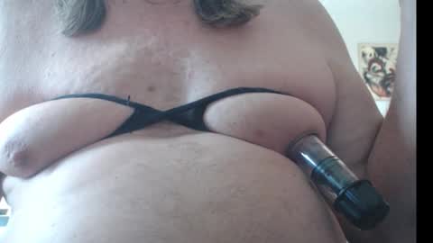 Snapshot of cockorcunts chatting on December 15, 6:34 pm CockorCunts online show from December 15, 6:34 pm