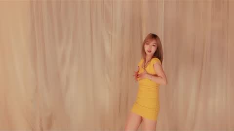 coco2002924 online show from December 16, 4:39 am