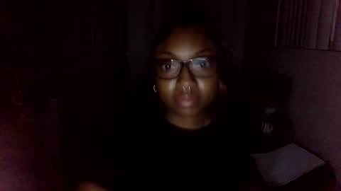 Snapshot of cocochanel197941 chatting on December 5, 9:29 am chanel online show from December 5, 9:29 am