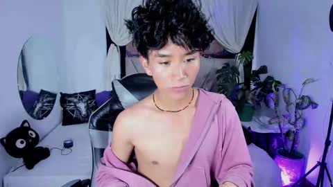 COCO online show from March 19, 12:31 pm