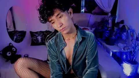 COCO online show from March 23, 11:36 am