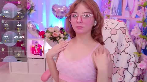 Mia online show from February 11, 4:45 pm