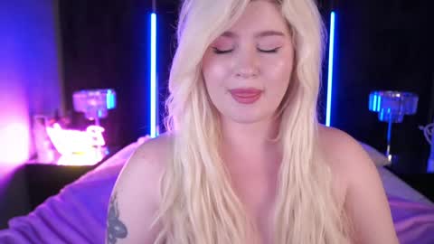 onlyfans amyleyy online show from December 9, 10:54 am
