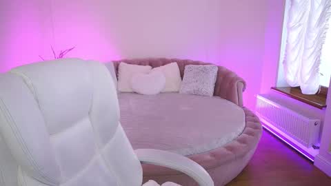 onlyfans amyleyy online show from December 15, 8:29 am