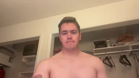 Snapshot of codycjsmth chatting on December 15, 7:18 pm codycjsmth online show from December 15, 7:18 pm