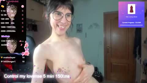 Snapshot of codyshome chatting on February 24, 8:07 pm Cody Bryan Maverick online show from February 24, 8:07 pm