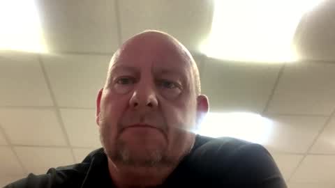 col4nows online show from September 12, 1:11 pm