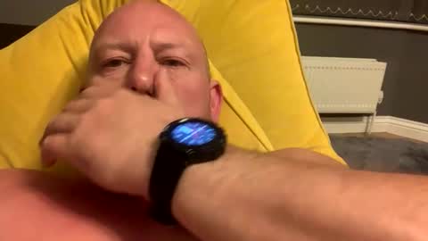 col4nows online show from September 30, 9:20 pm