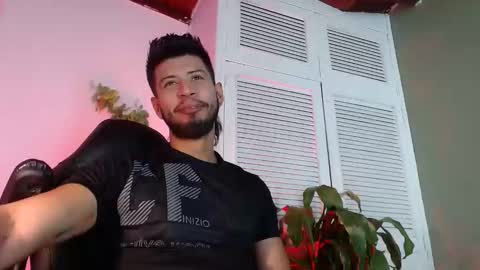 Snapshot of colby_smit chatting on September 15, 7:25 pm Colby online show from September 15, 7:25 pm