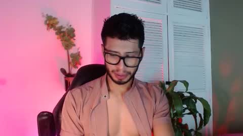 Snapshot of colby_smit chatting on September 21, 7:04 pm Colby online show from September 21, 7:04 pm