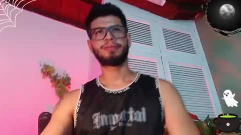 Snapshot of colby_smit chatting on October 7, 7:55 pm Colby online show from October 7, 7:55 pm