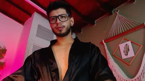 Snapshot of colby_smit chatting on October 27, 11:25 am Colby online show from October 27, 11:25 am