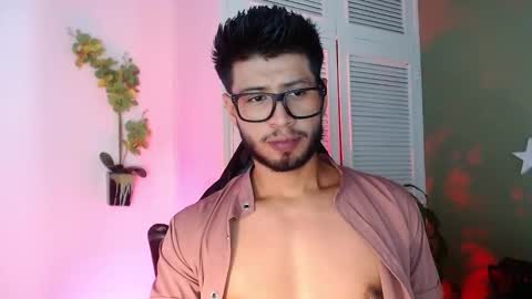 Snapshot of colby_smit chatting on November 9, 7:45 pm Colby online show from November 9, 7:45 pm