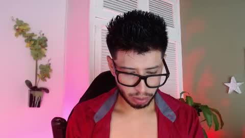 Snapshot of colby_smit chatting on November 12, 7:57 pm Colby online show from November 12, 7:57 pm