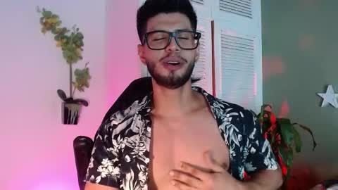 Snapshot of colby_smit chatting on November 13, 8:52 pm Colby online show from November 13, 8:52 pm