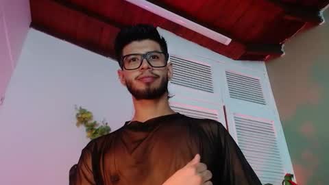 Snapshot of colby_smit chatting on November 14, 9:24 pm Colby online show from November 14, 9:24 pm