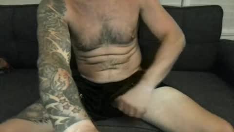coldbeer42069 online show from June 25, 1:05 am