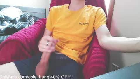 cole_hung online show from July 23, 9:46 pm