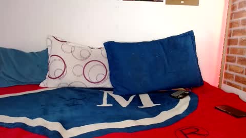 IG  online show from January 24, 3:55 pm