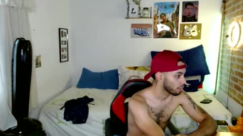 IG  online show from February 11, 8:31 pm