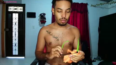 Snapshot of colinlatinbrown chatting on August 3, 12:10 pm IG online show from August 3, 12:10 pm