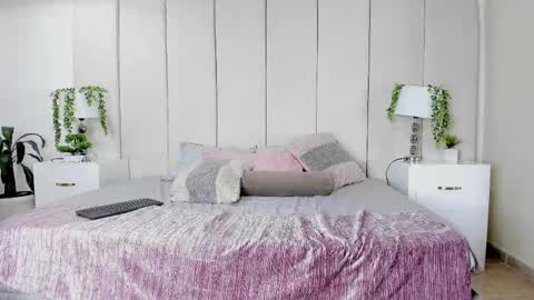 college_muscle_ass online show from September 26, 5:39 pm