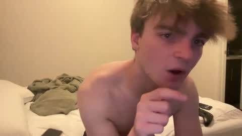Snapshot of collegegay214 chatting on August 8, 5:31 am collegegay214 online show from August 8, 5:31 am