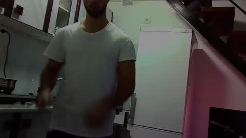 collegegymbro online show from December 3, 1:54 pm