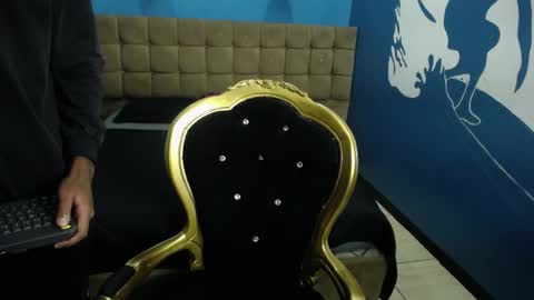 Snapshot of collemanstone chatting on November 5, 1:11 pm CollemanStone online show from November 5, 1:11 pm