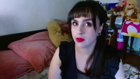 Snapshot of collette_beaufoy chatting on April 28, 4:50 am Collette online show from April 28, 4:50 am