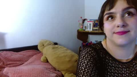 Snapshot of collette_beaufoy chatting on June 8, 5:41 am Collette online show from June 8, 5:41 am