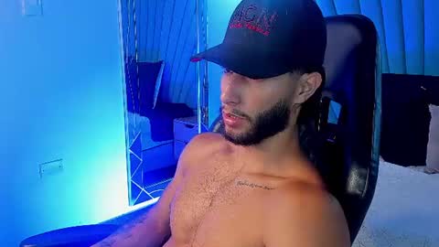 EMMETT COLLINS online show from July 29, 4:43 am