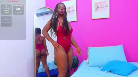 Snapshot of colombiancoffee_ chatting on October 10, 7:24 pm Lauren online show from October 10, 7:24 pm