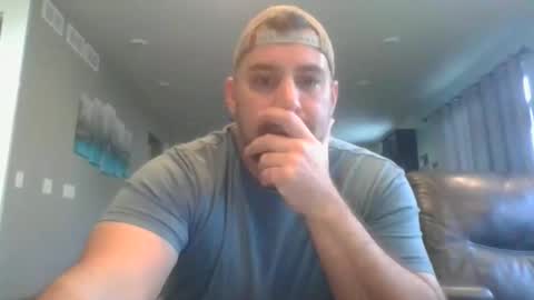 Just me online show from December 11, 4:31 pm