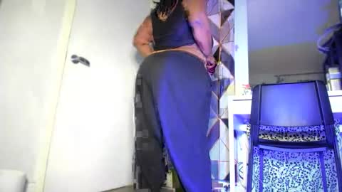 Noni online show from April 27, 4:21 am