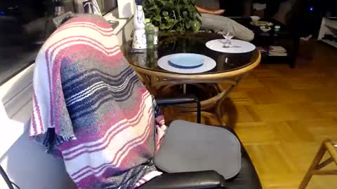 Snapshot of colourmybrush chatting on January 14, 2:12 pm colourmybrush online show from January 14, 2:12 pm