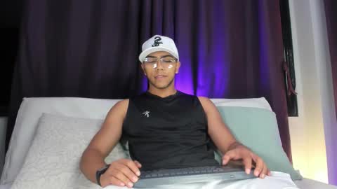 colstorw_ online show from December 1, 10:20 am