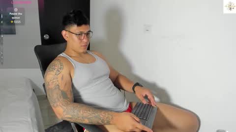 coltonmassif_ online show from October 7, 3:47 am