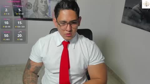 coltonmassif_ online show from November 12, 12:44 am