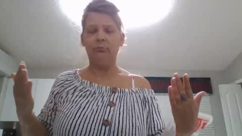 comeback pussy online show from April 3, 1:03 am