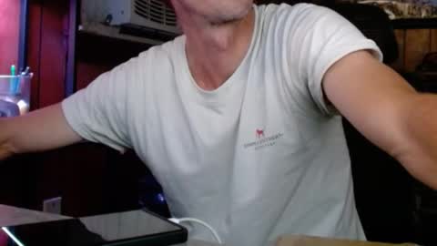 Snapshot of comic_king27 chatting on October 8, 11:46 pm Nelson or ComicKing and sometime Peachy143 online show from October 8, 11:46 pm