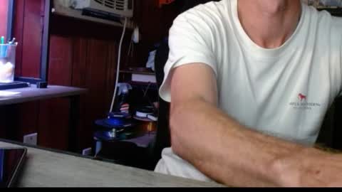 Snapshot of comic_king27 chatting on October 9, 10:52 pm Nelson or ComicKing and sometime Peachy143 online show from October 9, 10:52 pm