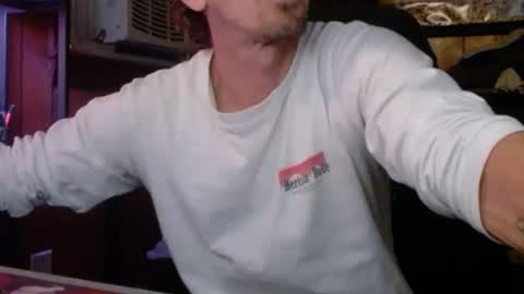 Nelson or ComicKing and sometime Peachy143 online show from February 2, 1:04 am