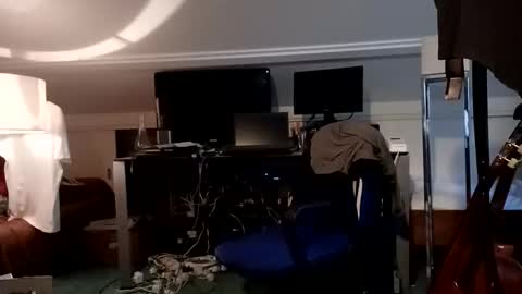 comingtocum online show from November 19, 11:32 am